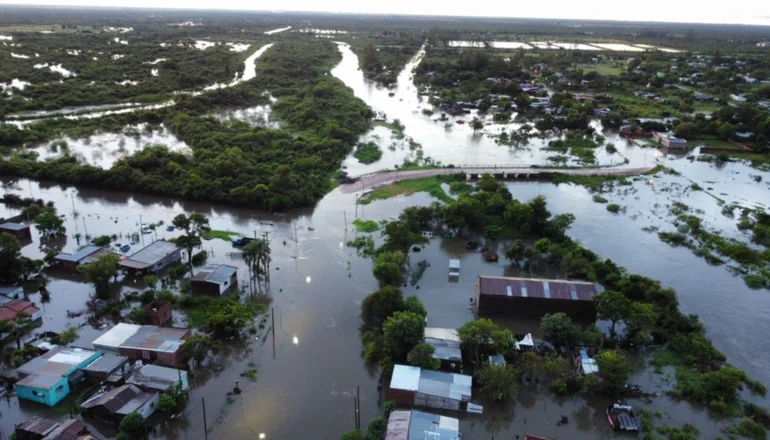 En Mercedes hay 120 personas evacuadas en una jornada con récord histórico de lluvia