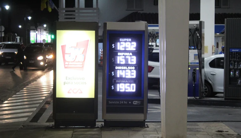 Los precios del gasoil aumentaron un 17% y las cooperativas denuncian sobreprecios 