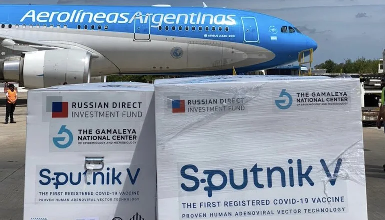 Llegan a Corrientes 9.000 vacunas Sputnik del componente 2 y 9.000 del 1