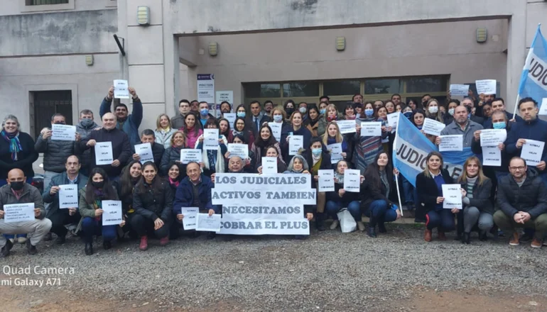 Anunciaron aumentos salariales para trabajadores judiciales en Corrientes