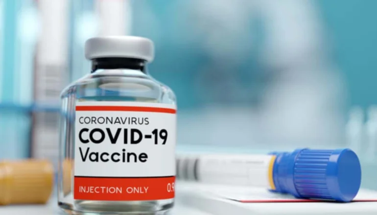 Aseguran que no habrá vacunaciones masivas contra coronavirus hasta mediados de 2021