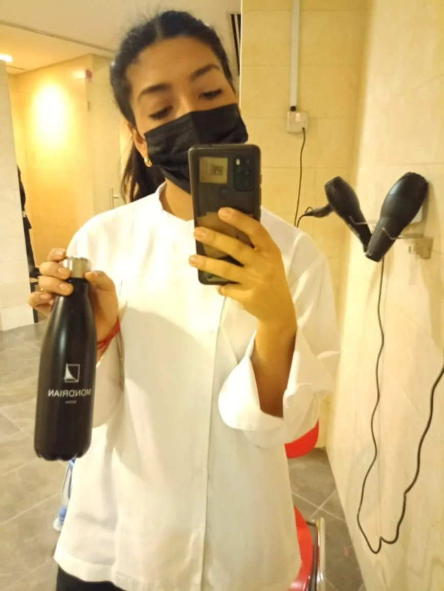 La correntina que trabaja en la cocina de uno de los hoteles más importantes de Qatar