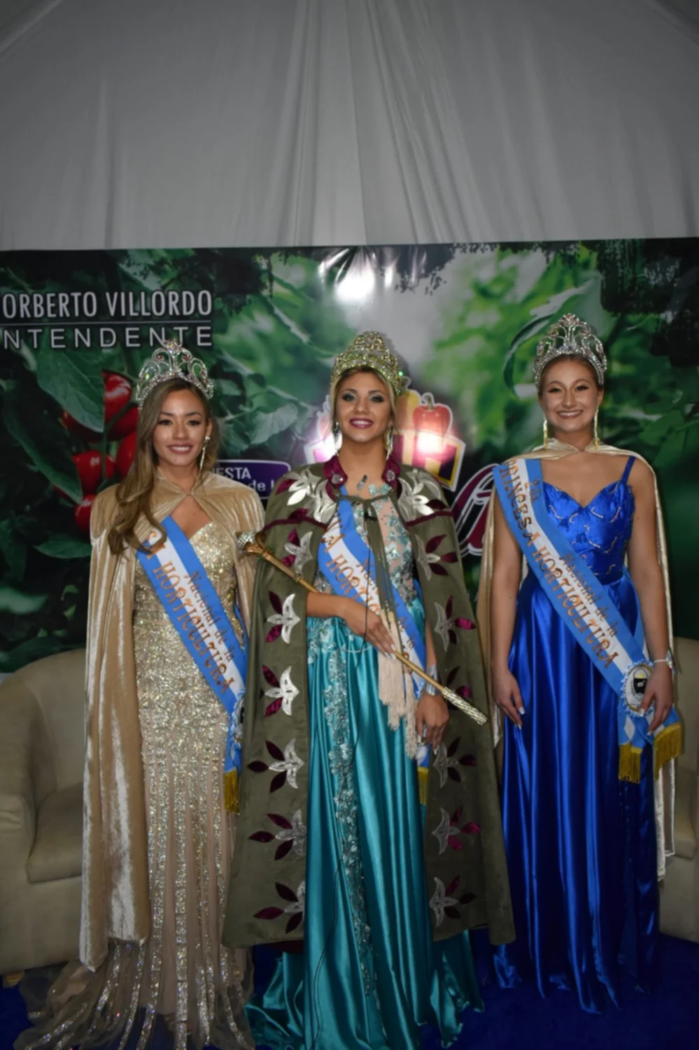 Quién fue coronada reina de la XXVI Fiesta Nacional de la Horticultura