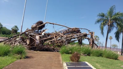 Temporal en Corrientes: cayó el monumento a Andresito Guacurarí  
